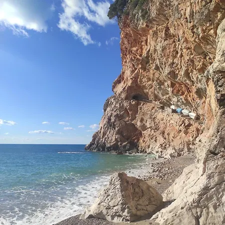 Aurelius 아파트 챠브타트